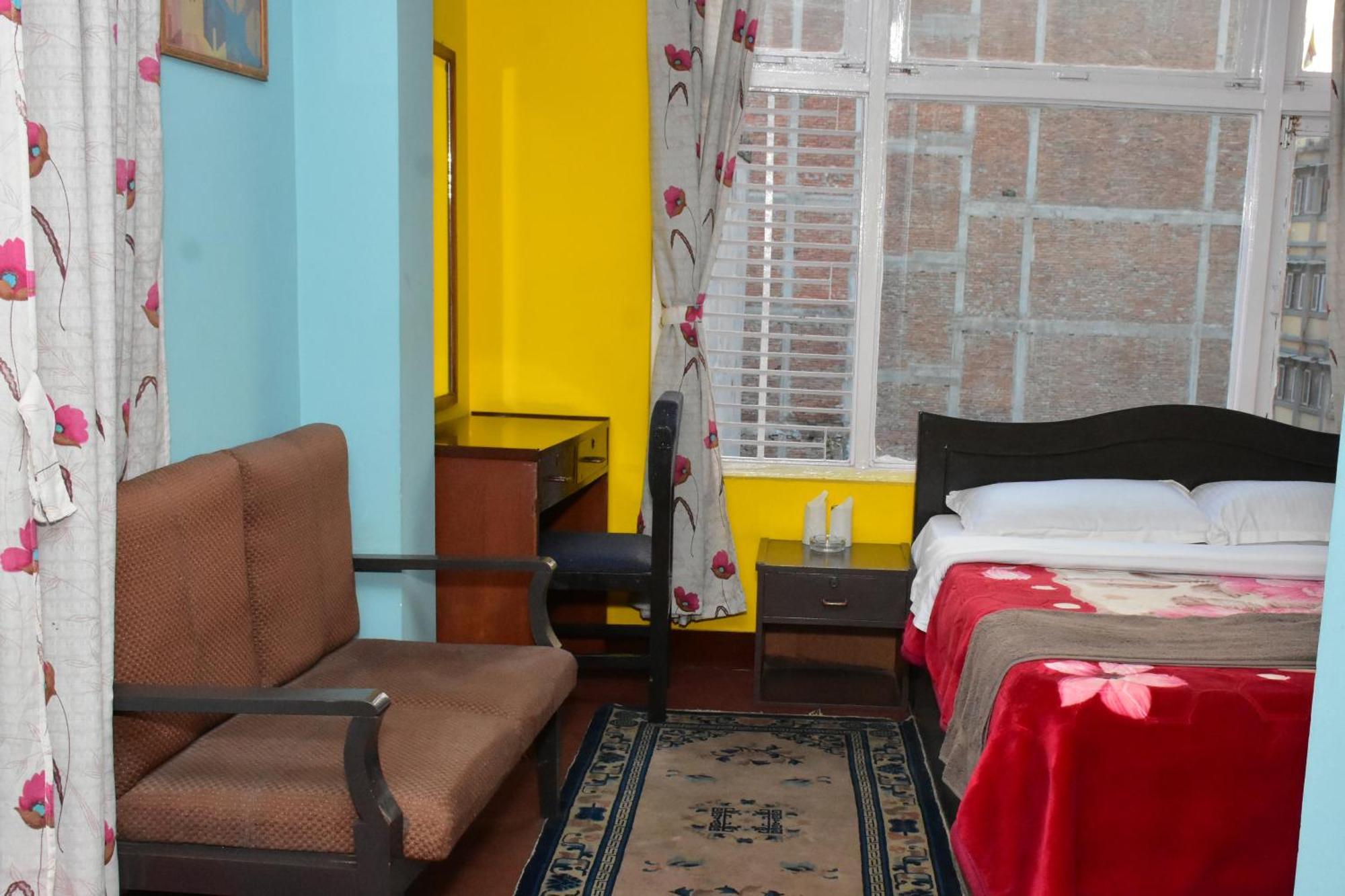 Hotel Discovery Inn Kathmandu Exterior photo