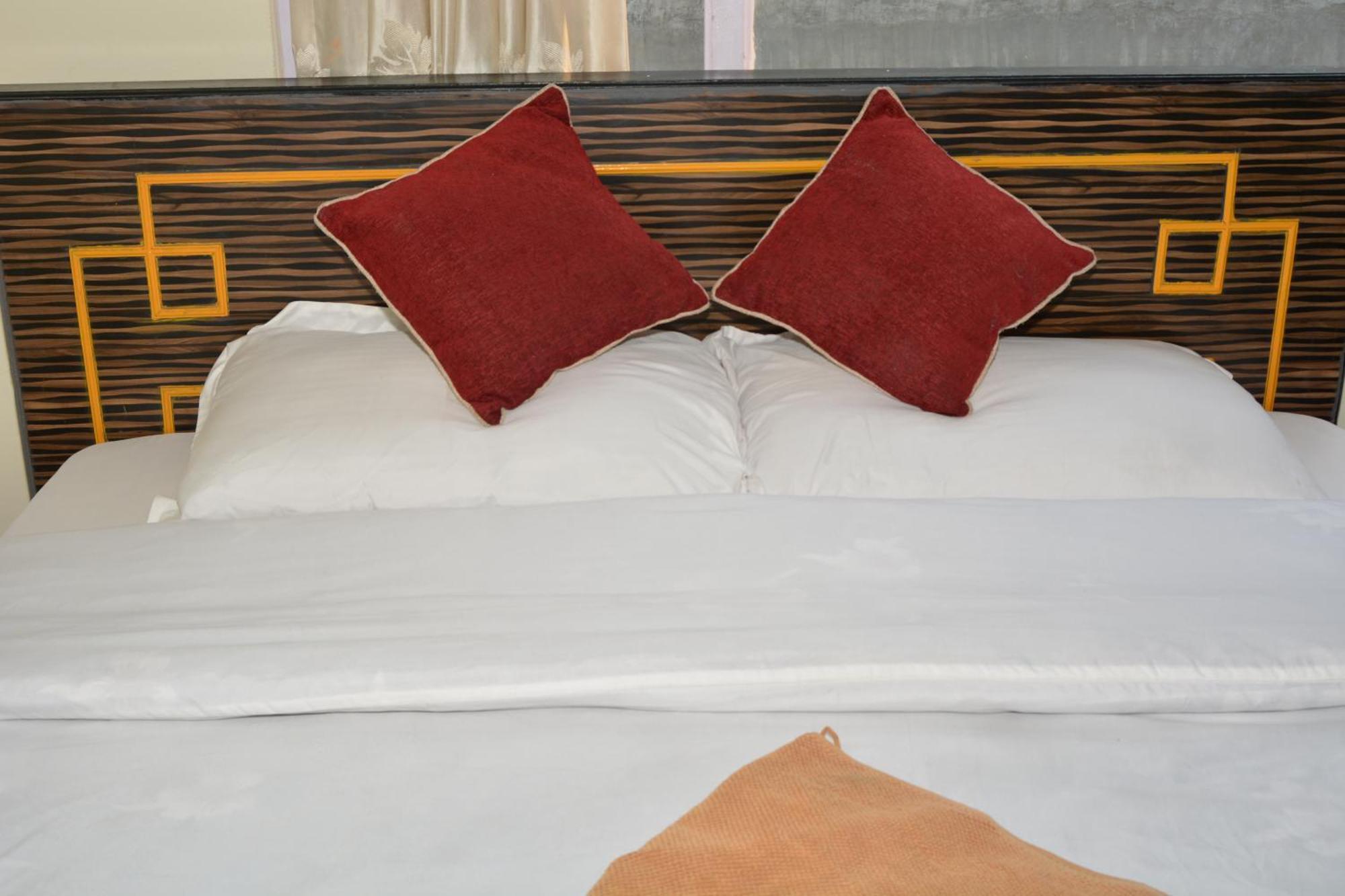 Hotel Discovery Inn Kathmandu Exterior photo