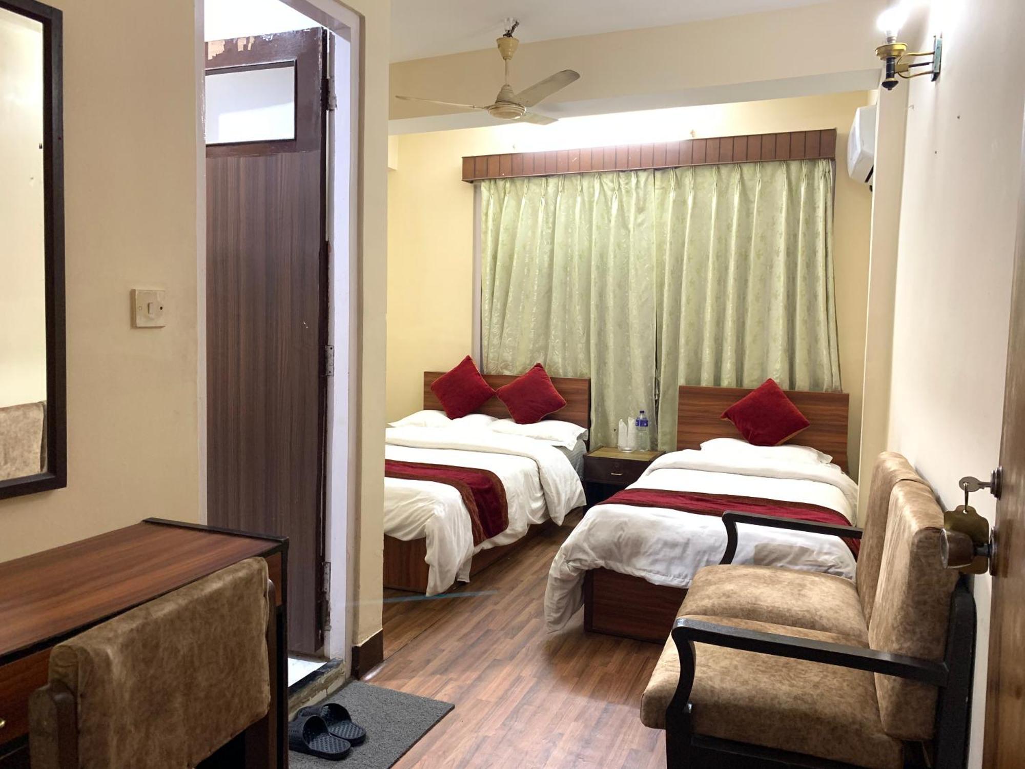 Hotel Discovery Inn Kathmandu Exterior photo